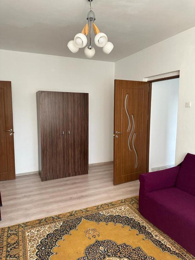 קריובה Velovan Apartment מראה חיצוני תמונה