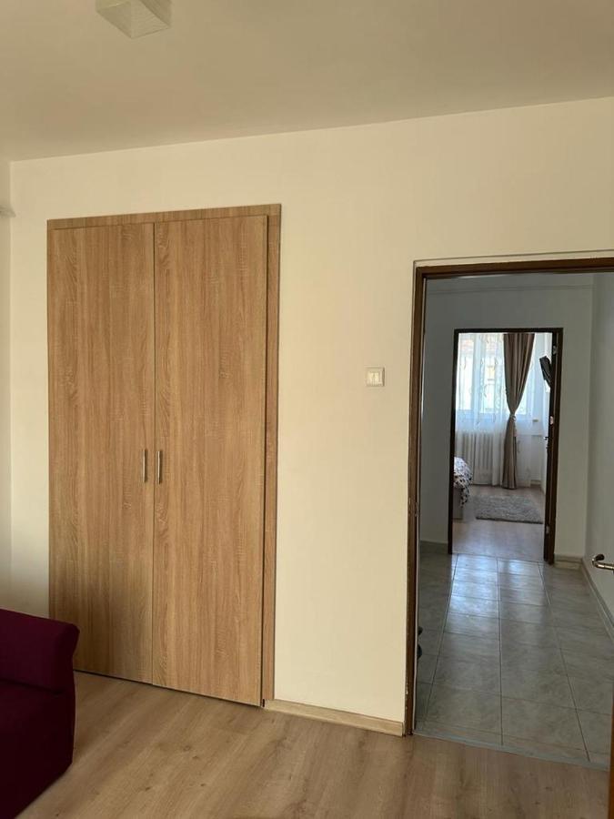 קריובה Velovan Apartment מראה חיצוני תמונה